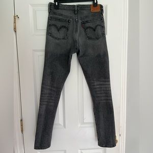 Levi’s 501 high rise jeans size 28